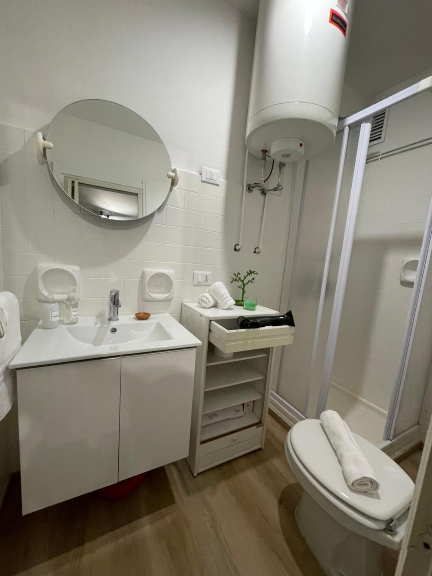 Alpine Nest With Swimmingpool Apartment Moggio  Bagian luar foto
